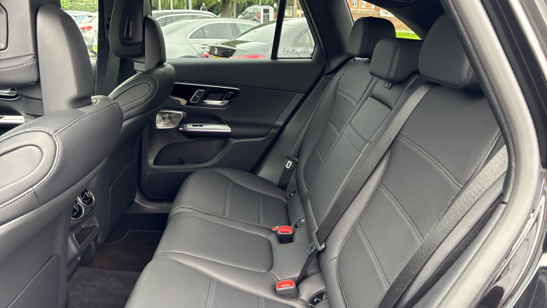 Mercedes-Benz GLC 300de 4Matic AMG Line Premium + 5dr 9G-Tronic Estate